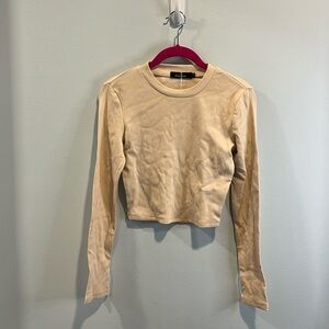 Friendly Queen Beige Long Sleeve Crop Top